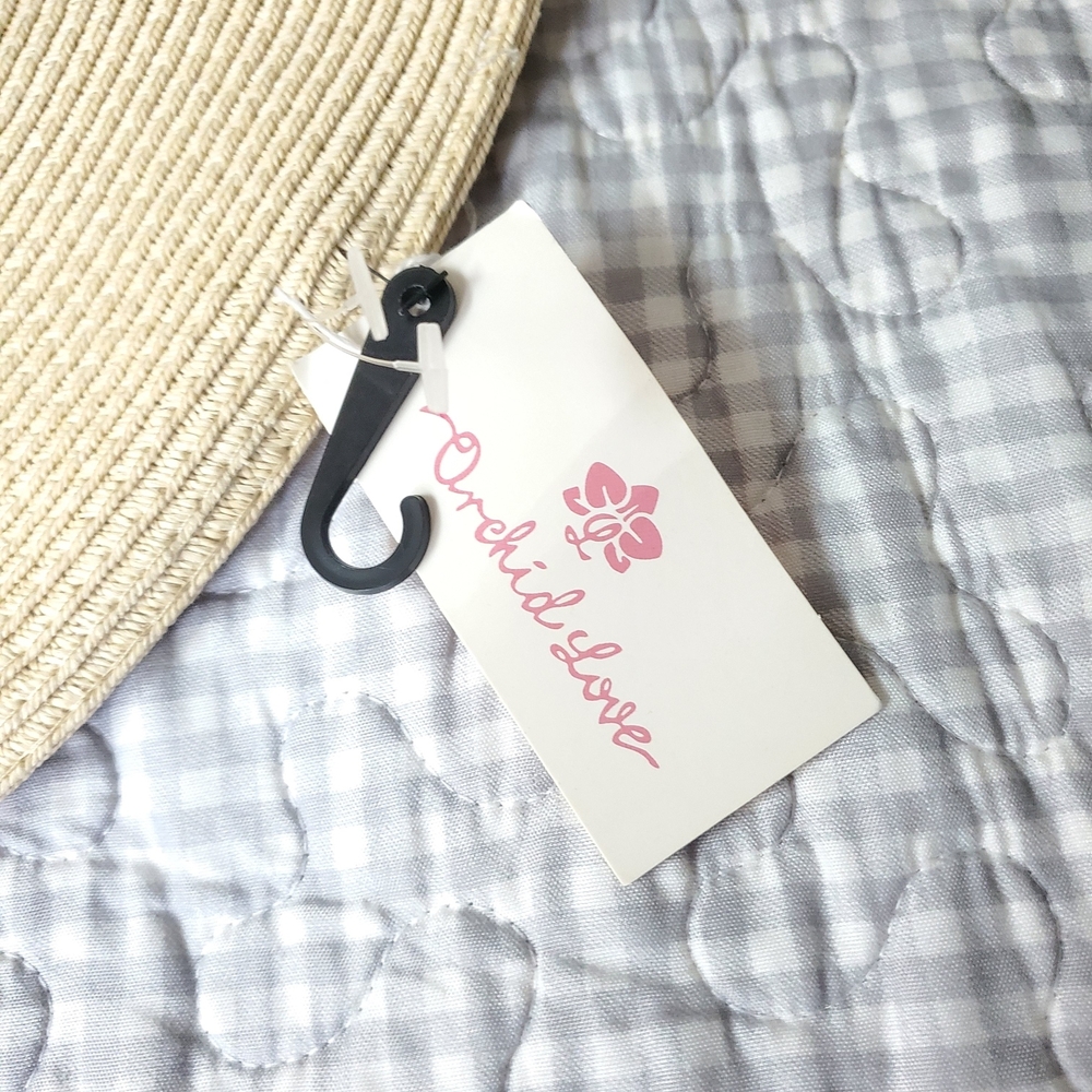 Women's Elegant Tan Hat